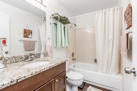 674 Thorntree Ct #D2, Bartlett, IL 60103 photo 13