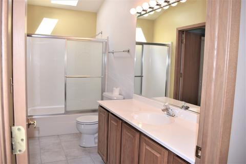 885 Red Oak St, Addison, IL 60101 photo 12