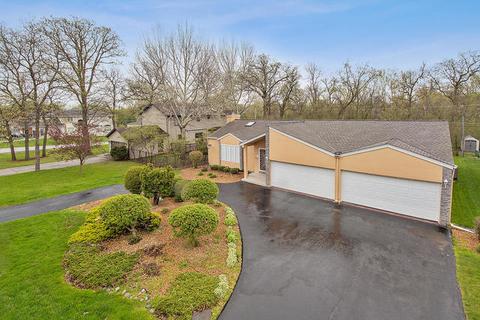 885 Red Oak St, Addison, IL 60101 photo 1