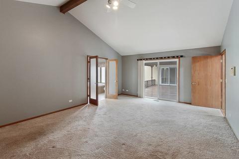 885 Red Oak St, Addison, IL 60101 photo 6