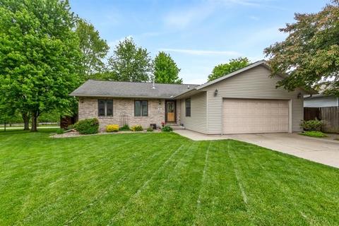 5 Cedar Ct, Bloomington, IL 61701 photo 1