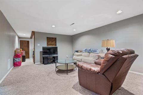 5 Cedar Ct, Bloomington, IL 61701 photo 18