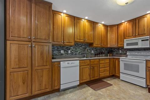 5 Cedar Ct, Bloomington, IL 61701 photo 9