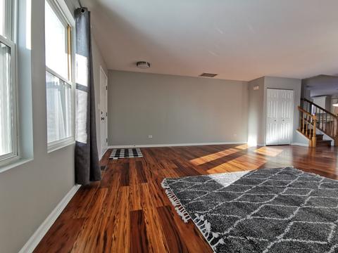 14445 Independence Dr, Plainfield, IL 60544 photo 2