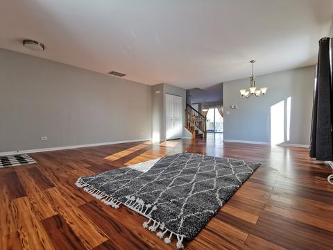 14445 Independence Dr, Plainfield, IL 60544 photo 4