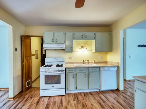 416 E Chippendale Dr, Bartlett, IL 60103 photo 4