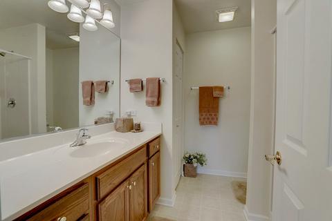 1105 Monroe Ave, Mchenry, IL 60050 photo 13