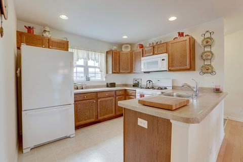 1105 Monroe Ave, Mchenry, IL 60050 photo 6