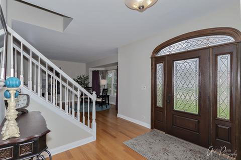20 Deeke Ct, Roselle, IL 60172 photo 2