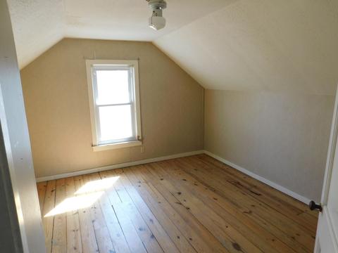 906 Douglas St, Morris, IL 60450 photo 13