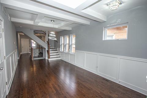 1648 E 85th Pl, Chicago, IL 60617 photo 3