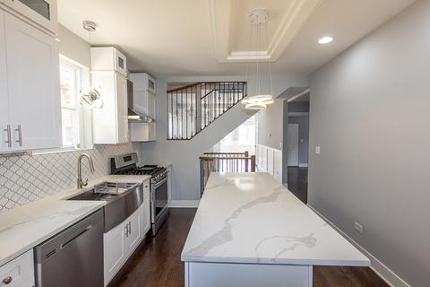 1648 E 85th Pl, Chicago, IL 60617 photo 10