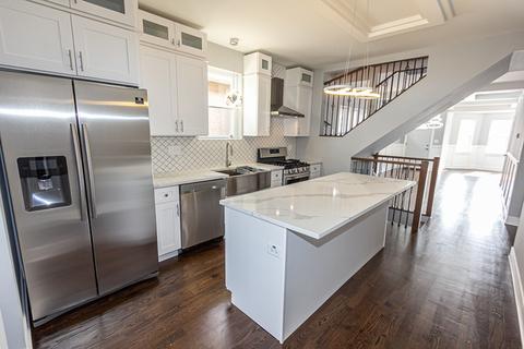 1648 E 85th Pl, Chicago, IL 60617 photo 7