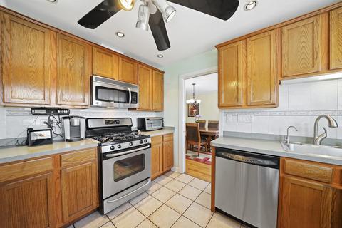 2844 Ruby St, Franklin Park, IL 60131 photo 6