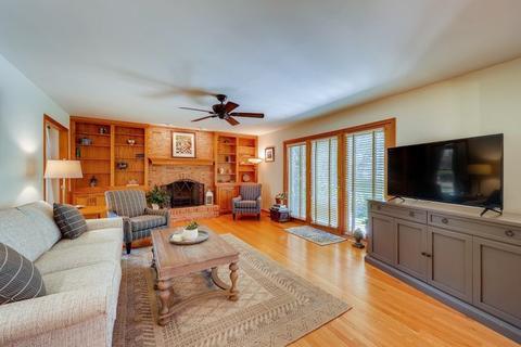 685 Spruce Tree Dr, Cary, IL 60013 photo 6