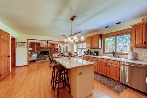 685 Spruce Tree Dr, Cary, IL 60013 photo 17