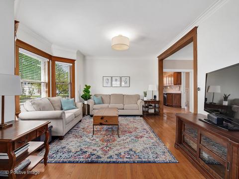 508 N Main St, Wheaton, IL 60187 photo 7
