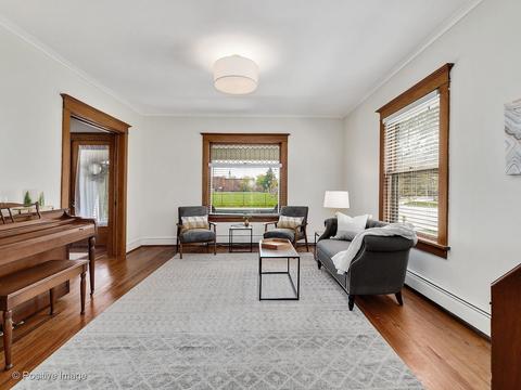 508 N Main St, Wheaton, IL 60187 photo 5