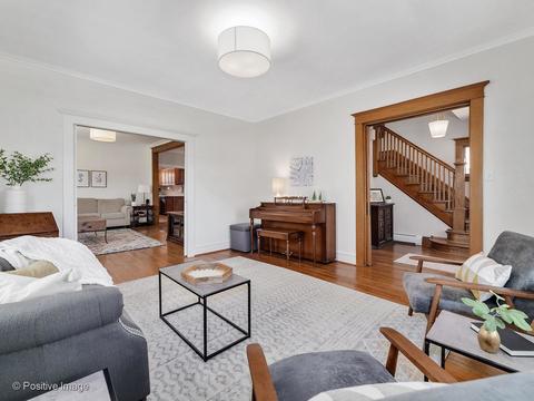 508 N Main St, Wheaton, IL 60187 photo 6