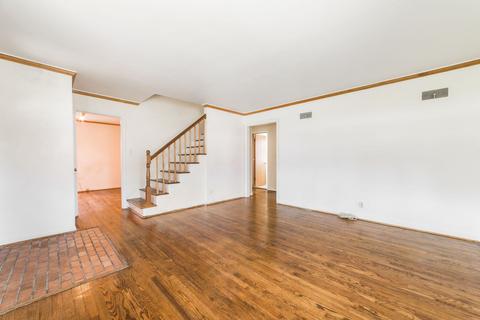 1044 Pitner Ave, Evanston, IL 60202 photo 4