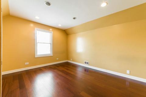 1044 Pitner Ave, Evanston, IL 60202 photo 17