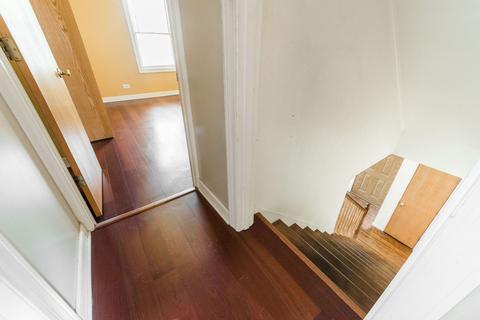 1044 Pitner Ave, Evanston, IL 60202 photo 14