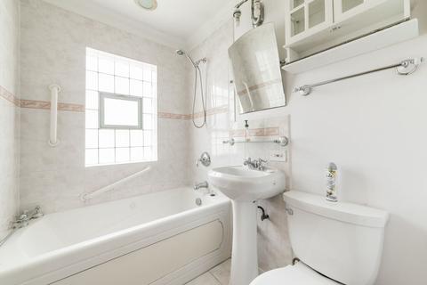 1044 Pitner Ave, Evanston, IL 60202 photo 12