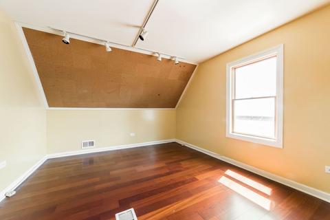 1044 Pitner Ave, Evanston, IL 60202 photo 15
