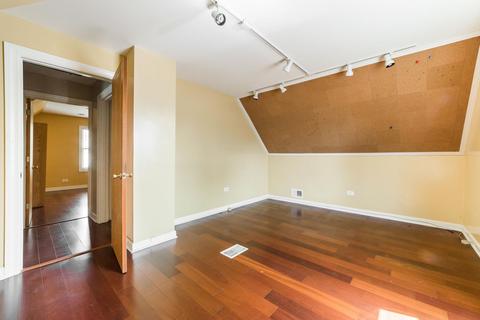 1044 Pitner Ave, Evanston, IL 60202 photo 16