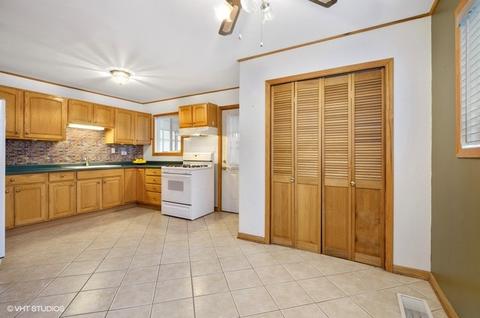 191 Fletcher Dr, Wheeling, IL 60090 photo 6