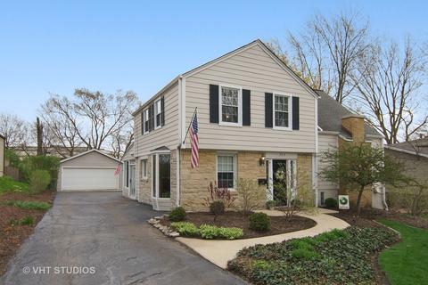 323 S Elm St, Itasca, IL 60143 photo 2