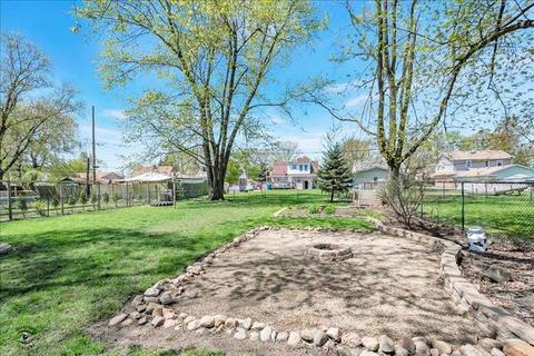 6818 S 77th Ave, Bridgeview, IL 60455 photo 3