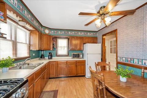 6818 S 77th Ave, Bridgeview, IL 60455 photo 4