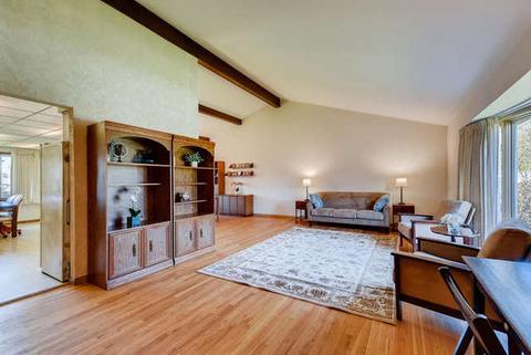 1602 E Cedar Ln, Mount Prospect, IL 60056 photo 6