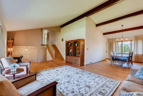 1602 E Cedar Ln, Mount Prospect, IL 60056 photo 8