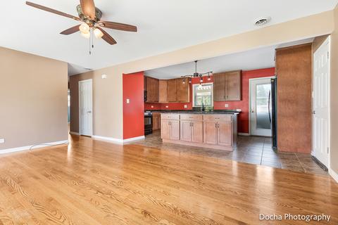 7336 S Sholer Ave, Bridgeview, IL 60455 photo 11