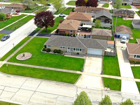 7336 S Sholer Ave, Bridgeview, IL 60455 photo 5