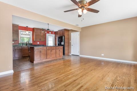 7336 S Sholer Ave, Bridgeview, IL 60455 photo 8