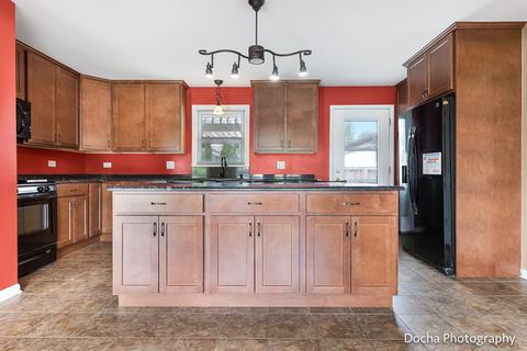 7336 S Sholer Ave, Bridgeview, IL 60455 photo 12