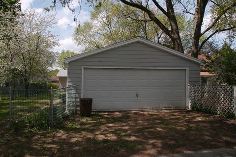 484 S Curtis Ave, Kankakee, IL 60901 photo 15