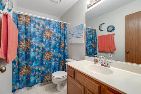 555 Foxford Rd, Bartlett, IL 60103 photo 19