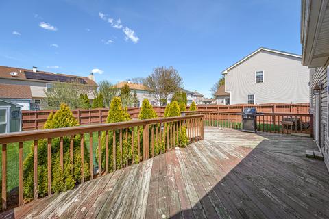 555 Foxford Rd, Bartlett, IL 60103 photo 22