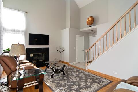 1451 Beaumont Cir, Bartlett, IL 60103 photo 3