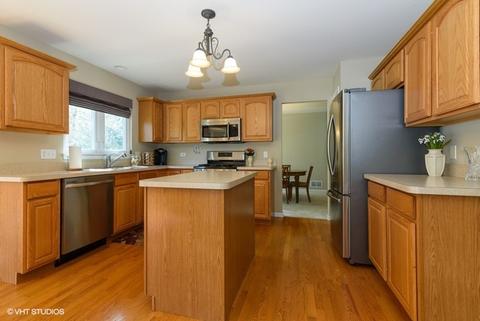 223 Hearthstone Dr, Bartlett, IL 60103 photo 6