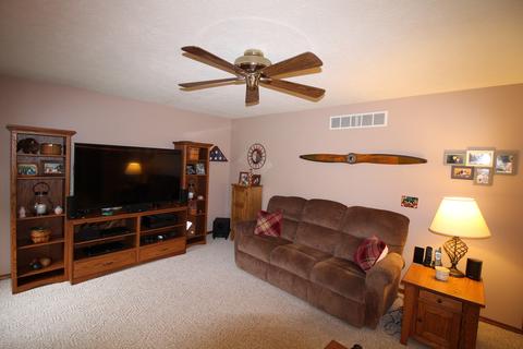 1604 Ashbrook Ct, Normal, IL 61761 photo 10