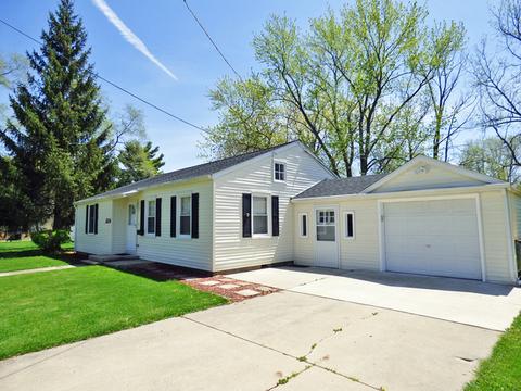324 E Steward St, Plano, IL 60545 photo 2
