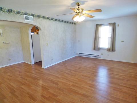324 E Steward St, Plano, IL 60545 photo 3