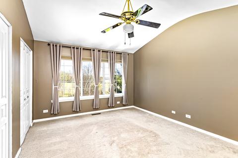 351 Persimmon Ct, Bartlett, IL 60103 photo 13