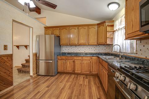 421 Northgate Rd, Lindenhurst, IL 60046 photo 9