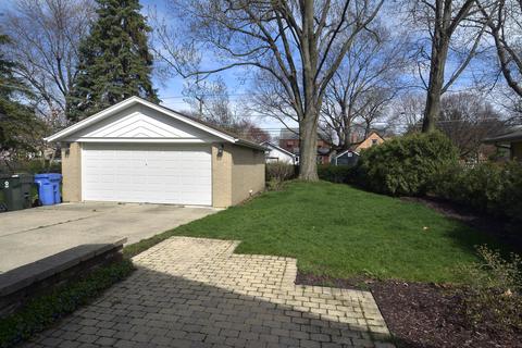 421 S Pine St, Mount Prospect, IL 60056 photo 4